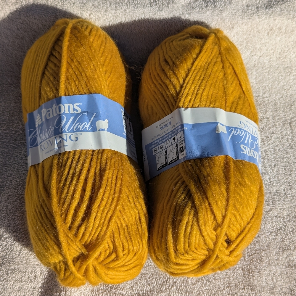 Patons Classic Wool Roving Yarn in Gold, Pure Wool, New 2 Skiens